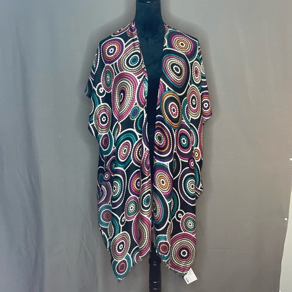 One Size fits Most Kimono/Ruana with Geometric Circles-NWT - Picture 1 of 8